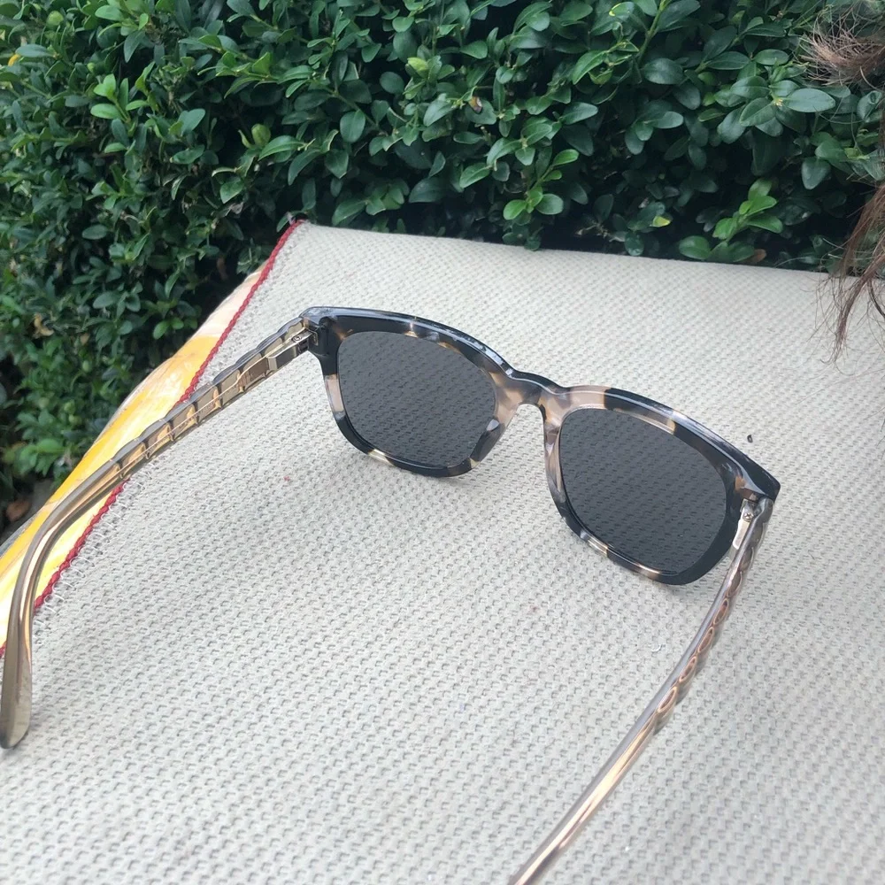 Kirkland Signature Women’s Tortoiseshell Round Sunglasses Brown/Black